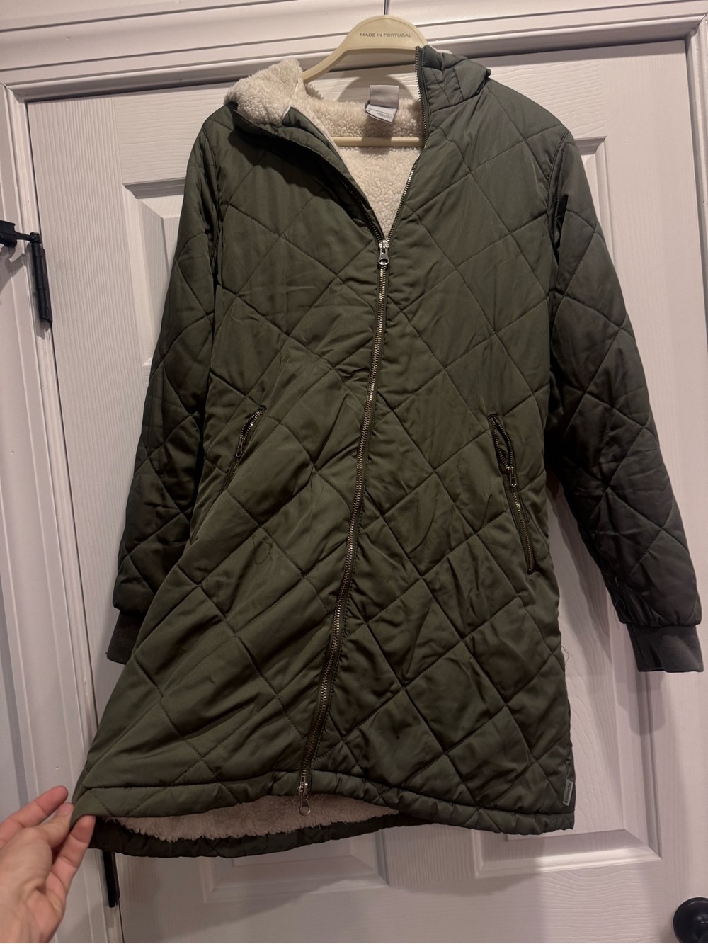 The Avalanche Olive Green Women's Aya Sherpa Lined Hooded Puffer Coat medium